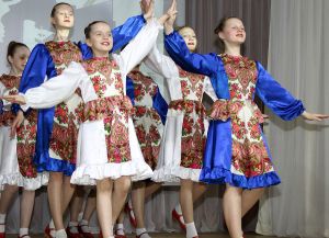 Стилизованный танец «Перепляс», руководитель ансамбля ДШИ № 2 – Татьяна Лыскова