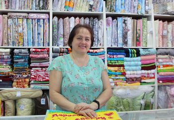 Хозяйка магазина «Удача» в Еманжелинске Светлана Сандак 20 лет занимается бизнесом