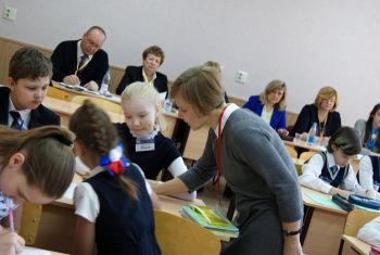 Учитель школы № 3 Еманжелинска Светлана Соловьева вошла в пятерку победителей областного конкурса «Учитель года»