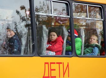В Еманжелинский район прибыло еще два школьных автобуса