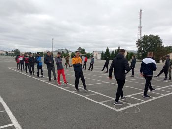 Еманжелинские школьники и студенты впервые отправились в Чебаркуль на военные сборы