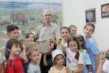 На палеонтологической выставке в Челябинске представлены уникальные находки, в том числе из Еманжелинска