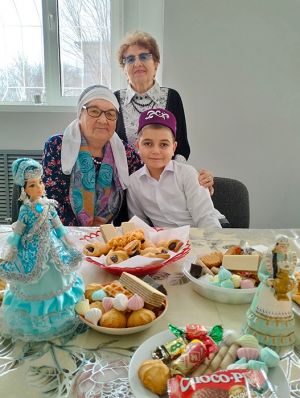 Еманжелинский татаро-башкирский центр «Дуслык» провел вечер, посвященный женщине-матери