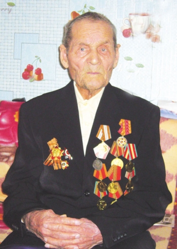 Ратный путь Шарифуллы Рамазановича Рамазанова отмечен орденом Отечественной войны 2-й степени и медалями