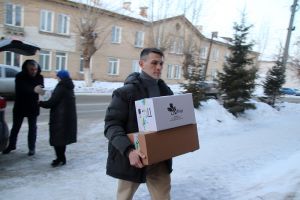 300 килограммов дезинфицирующих средств передала челябинская компания «Савир» на Донбасс