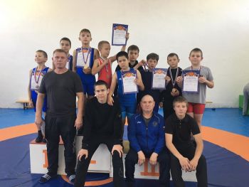 В Красногорском прошли открытые состязания для борцов 10-11 лет