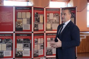 13 сентября выставка «Уроки Нюрнберга» завершила работу в Еманжелинском районе и отправилась в Крым, в город Армянск