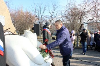Еманжелинцы отметили День памяти жертв политических репрессий