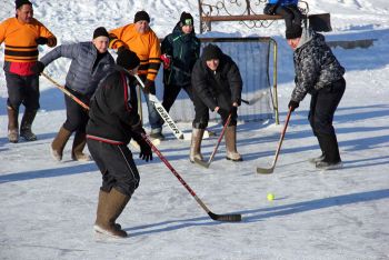 В Еманжелинске пройдет традиционный турнир по хоккею в валенках