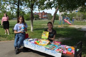 В городском сквере Еманжелинска прошла детская ярмарка «Предприниматель – профессия будущего»