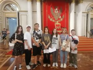Победители интеллектуальной игры «Морской бой» побывали в Санкт-Петербурге
