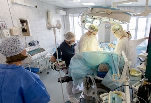 Более 140 млрд рублей губернатор Борис Дубровский направил на развитие здравоохранения в области