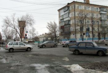 Один из самых оживленных городских перекрестков: улицы Чкалова-Гагарина