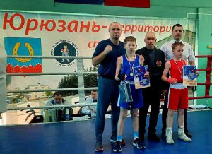 Еманжелинский боксер Михаил Силкин выиграл областной турнир в Юрюзани