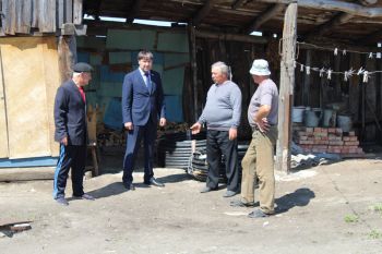 Благодаря поддержке депутата в дома жителей одной из улиц села Ключи Еманжелинского района придет вода