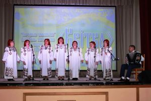 Еманжелинский народный ансамбль украинской песни «Квитка» отметил свое 25-летие