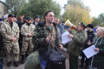 В рамках частичной мобилизации сегодня, 28 сентября, в Свердловскую область отправили и жителей Еманжелинского района