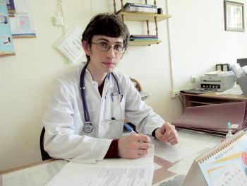 День медицинского работника: Евгений Чуманов заведует терапевтическим отделением еманжелинской горбольницы