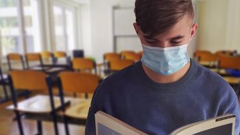 В Челябинской области за три дня выявлено 14 новых случаев коронавируса среди школьников