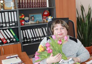Елена Иванова из Красногорского – ровесница дома детского творчества «Алый парус», директором которого является на протяжении пяти лет