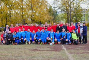 В Красногорском состоялся товарищеский матч, посвященный 45-летию футбольного клуба «Старт»
