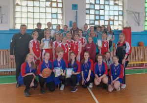 Баскетболистки 15-й школы выиграли турнир «Оранжевый мяч» в еманжелинской ДЮСШ