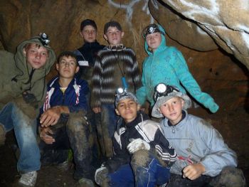 Воспитанники &quot;Ростка&quot; исследовали пещеры не только Южного Урала, но и соседнего региона - Башкирии 