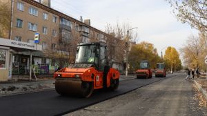 В Еманжелинске продолжается ремонт улицы Ленина