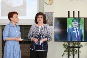 В Еманжелинске отметили  день рождения поэта и общественного деятеля Ирека Сабирова