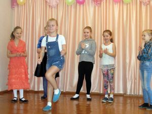 В Еманжелинске юные воспитанники центра «Радуга» сдали первый в своей жизни музыкальный экзамен