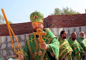 В Еманжелинском районе епископ Троицкий и Южноуральский Григорий совершил литургию в честь Серафима Саровского