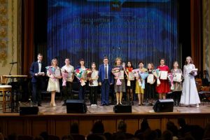 Илья Никитин и Алина Светкина из Еманжелинского района признаны победителями регионального фестиваля «Юные дарования-2022»