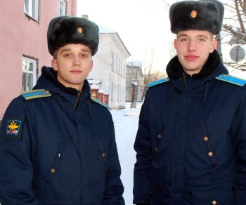 Еманжелинцы Дмитрий Шумаков и Артем Коликов получают профессию военного в Челябинском филиале Военно-воздушной академии
