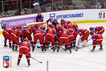 На чемпионате мира в Челябинске российские юниоры в четвертьфинале сыграют с хоккеистами из США