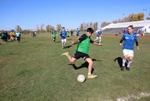 Ежегодный мемориал по мини-футболу в Еманжелинске впервые за годы его проведения прошел в статусе межрегионального