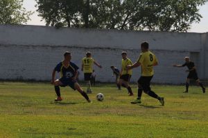 Футболисты Еманжелинского района выиграли домашние матчи первенства области