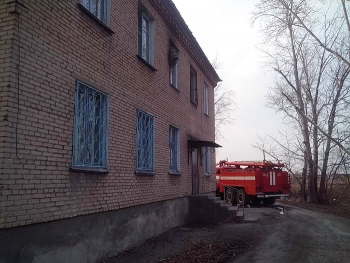 В Еманжелинске выгорела палата туберкулезного диспансера