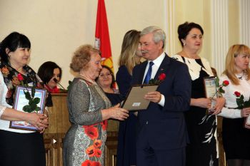 Руководитель красногорского женсовета Лидия Белугина отмечена благодарностью председателя ЗСО Владимира Мякуша