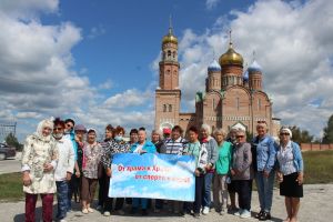 Активисты еманжелинского клуба «Скороход» совершили экскурсию в село Коелга Еткульского района