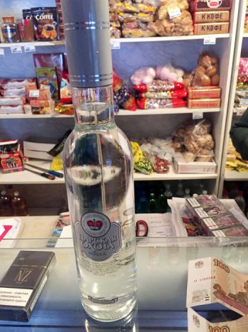 Еманжелинские полицейские изъяли 112 литров алкоголя, в том числе 20 литров этилового спирта