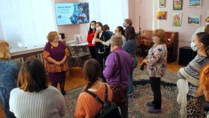 В областной публичной библиотеке открылась выставка художницы из Еманжелинска Ольги Кизуб