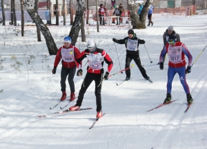 Лыжники, хоккеисты и футболисты Еманжелинского района символически закрыли зимний сезон