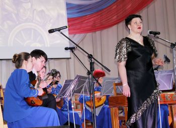 В Еманжелинске прошел творческий вечер солистки оперно-вокальной студии