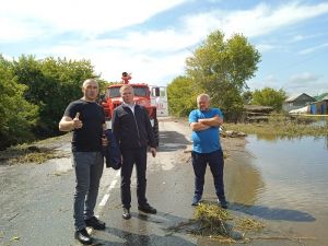 В Еманжелинске уровень воды на затопленных территориях понизился, но в районе сохраняется режим ЧС