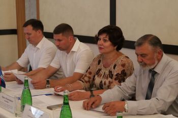 Единороссы Челябинской области обсудили изменения параметров пенсионной системы