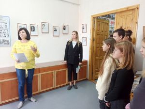 В красногорском музее открылась выставка «Занимательные уроки», посвященная 70-летию школы № 9
