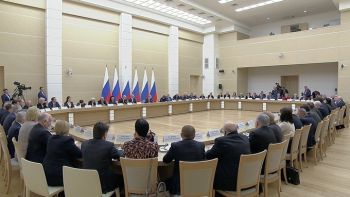 Россияне внесли более пятисот предложений по изменению Основного закона государства