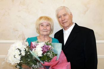 Супруги Сундаревы из Еманжелинска награждены медалью «За любовь и верность»