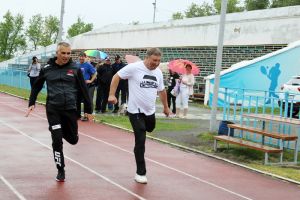 Дмитрий Гемель и Степан Ермаков: борьба за лидерство на 30-метровой дистанции