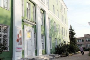 В Еманжелинске три отделения городской больницы закрыли на карантин из-за выявленного вчера случая коронавируса